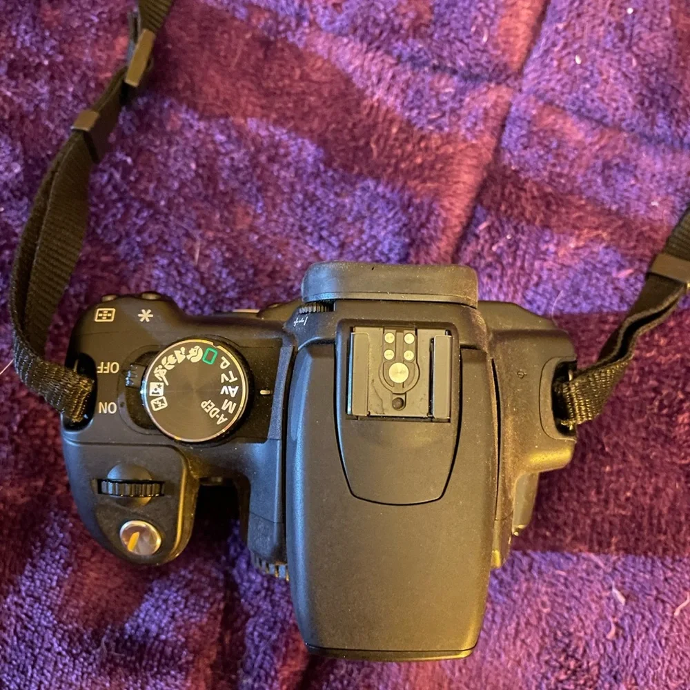 Canon Black Digital Camera with Advanced Features - Picture 5 of 9
